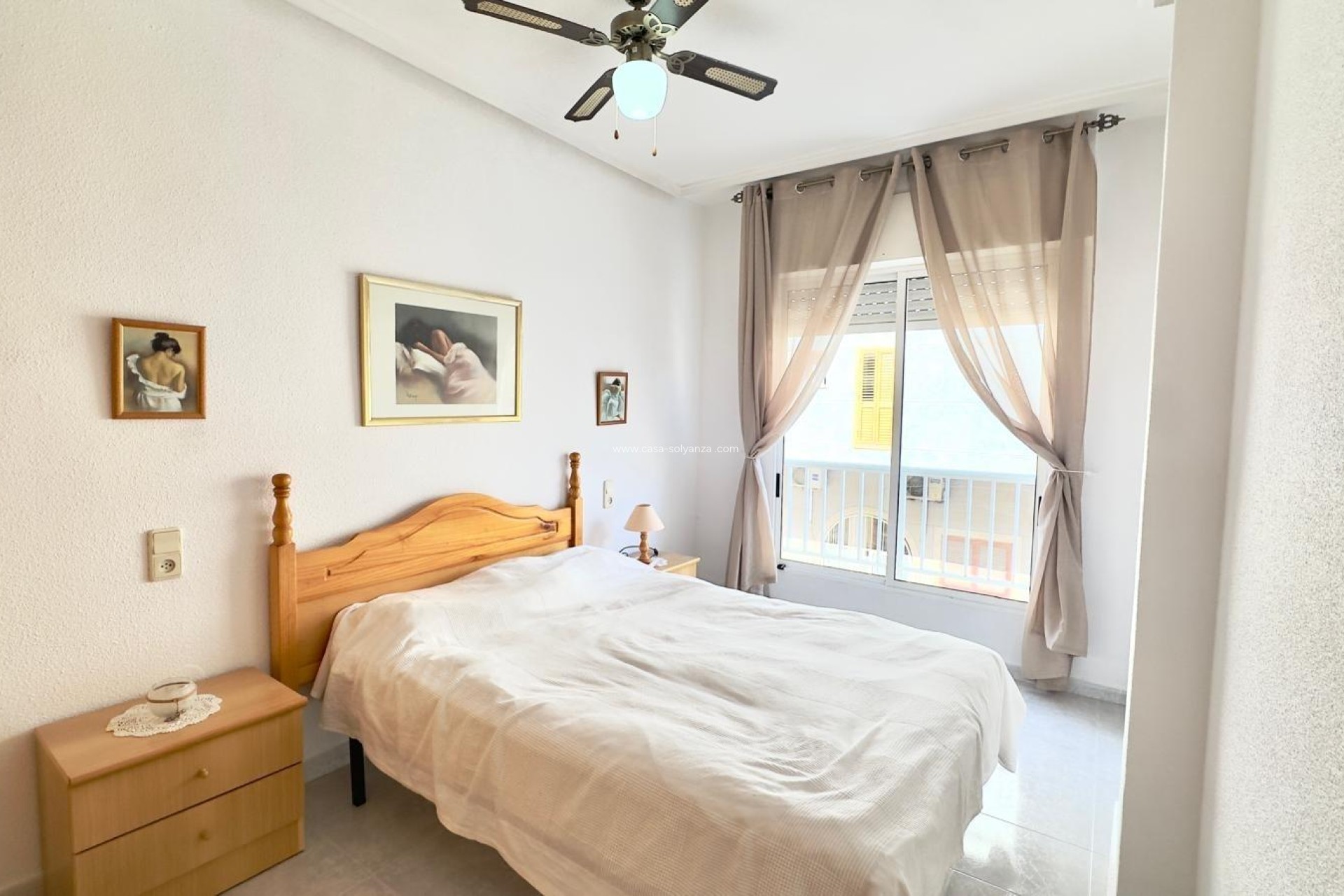 Resale - Apartment / flat - Torrevieja - Acequion