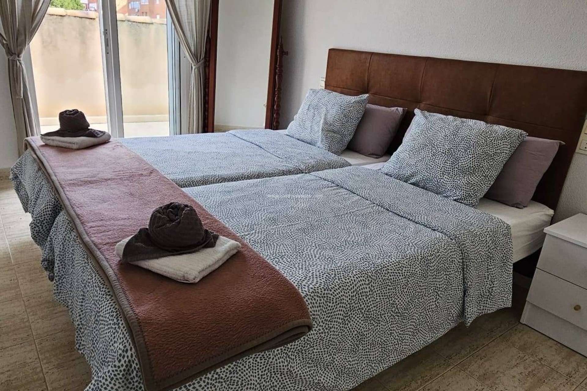 Resale - Apartment / flat - Torrevieja - Acequion