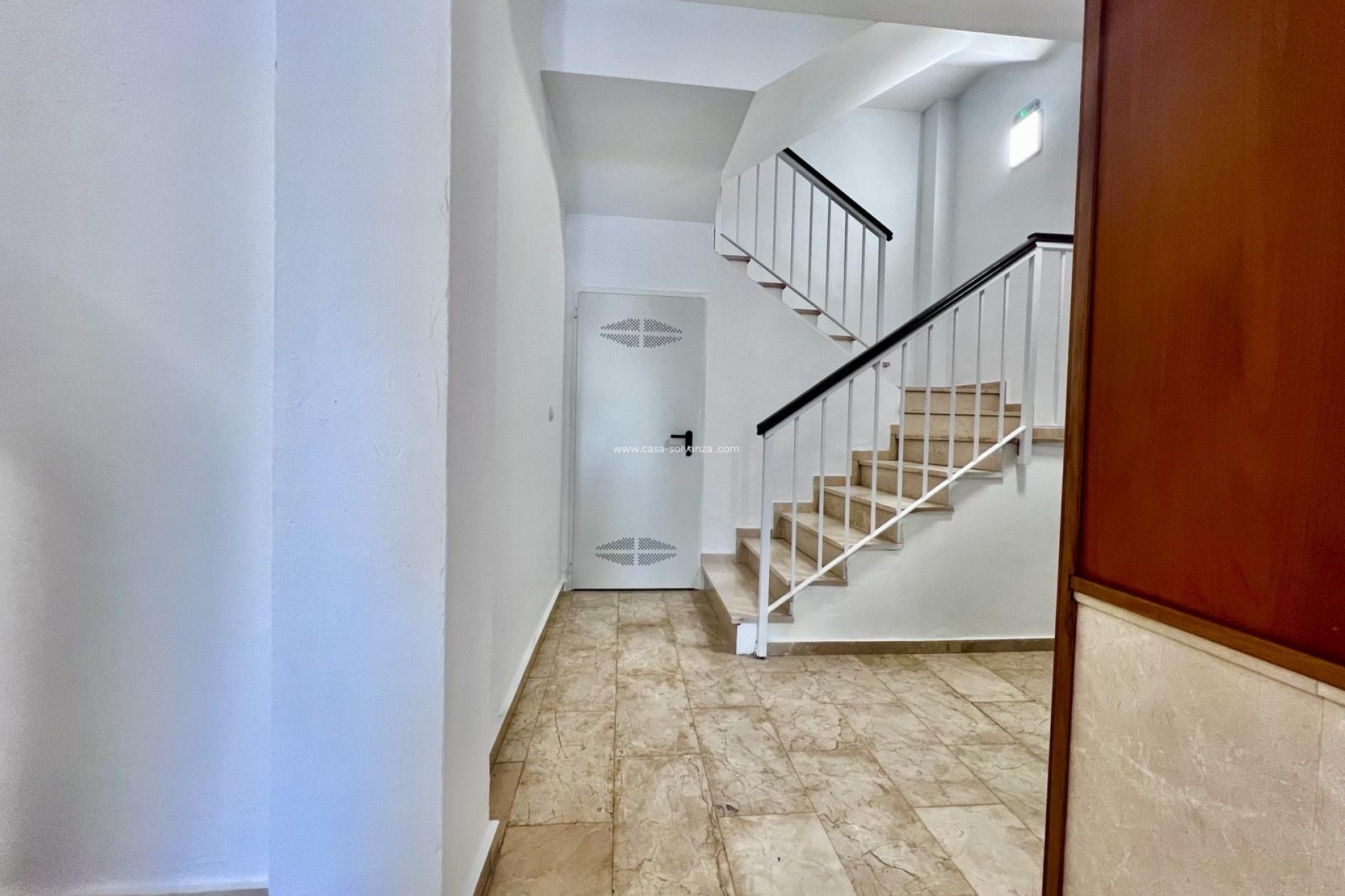Resale - Apartment / flat - Torrevieja - Acequion