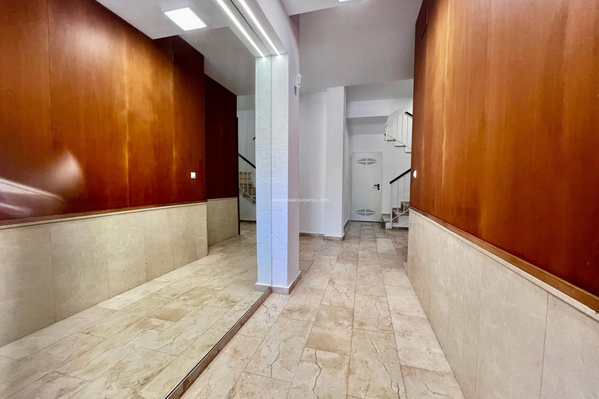 Resale - Apartment / flat - Torrevieja - Acequion