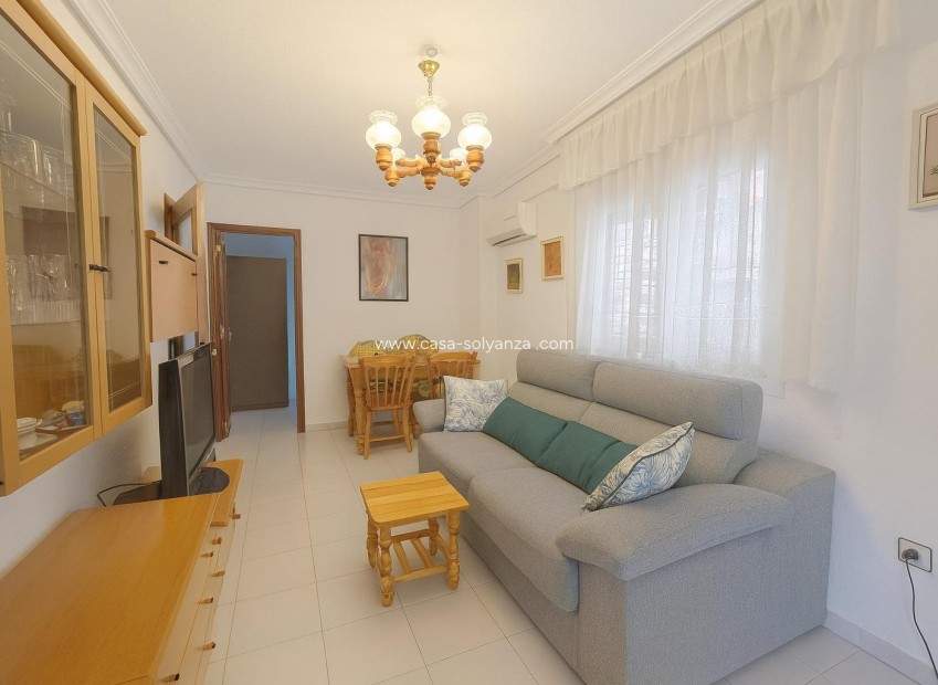 Resale - Apartment / flat - Torrevieja - Acequion