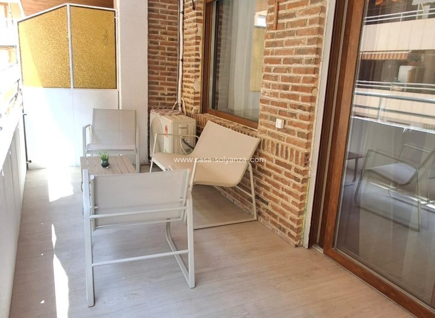 Resale - Apartment / flat - Torrevieja - Acequion
