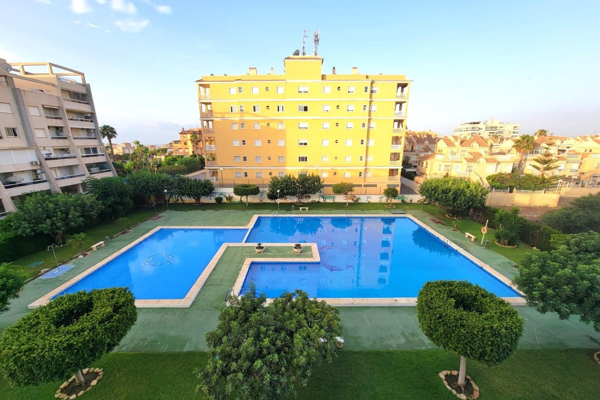 Resale - Apartment / flat - Torrevieja - Aguas nuevas
