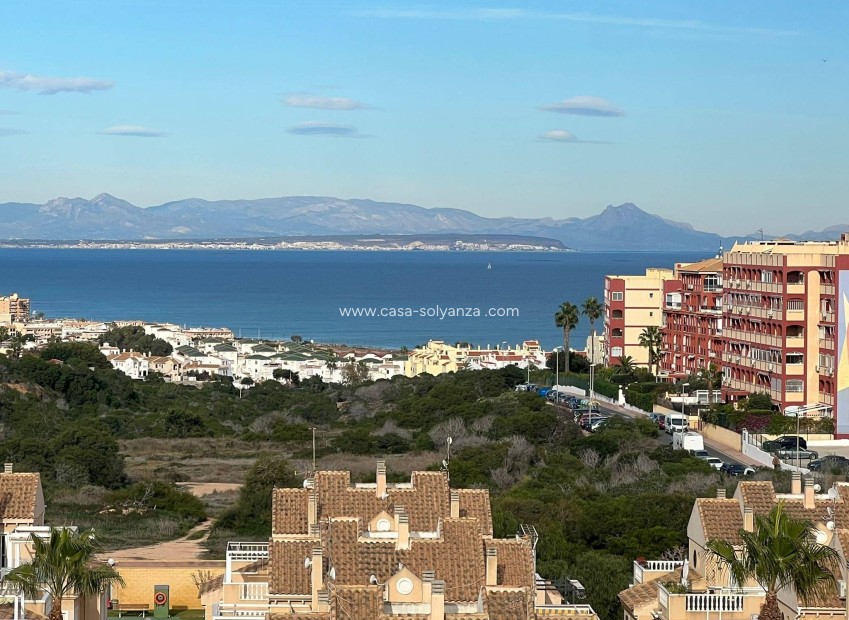 Resale - Apartment / flat - Torrevieja - Aguas nuevas
