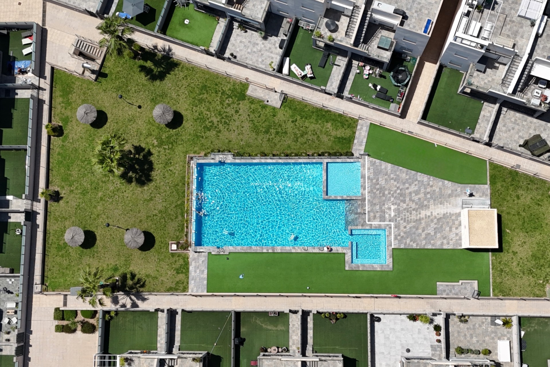 Resale - Apartment / flat - Torrevieja - Aguas nuevas