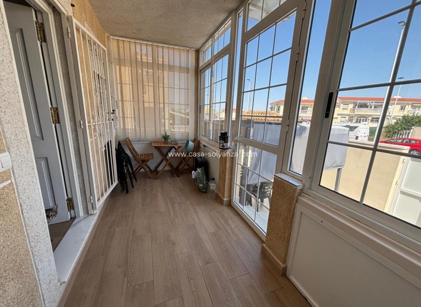 Resale - Apartment / flat - Torrevieja - aqua nuevas