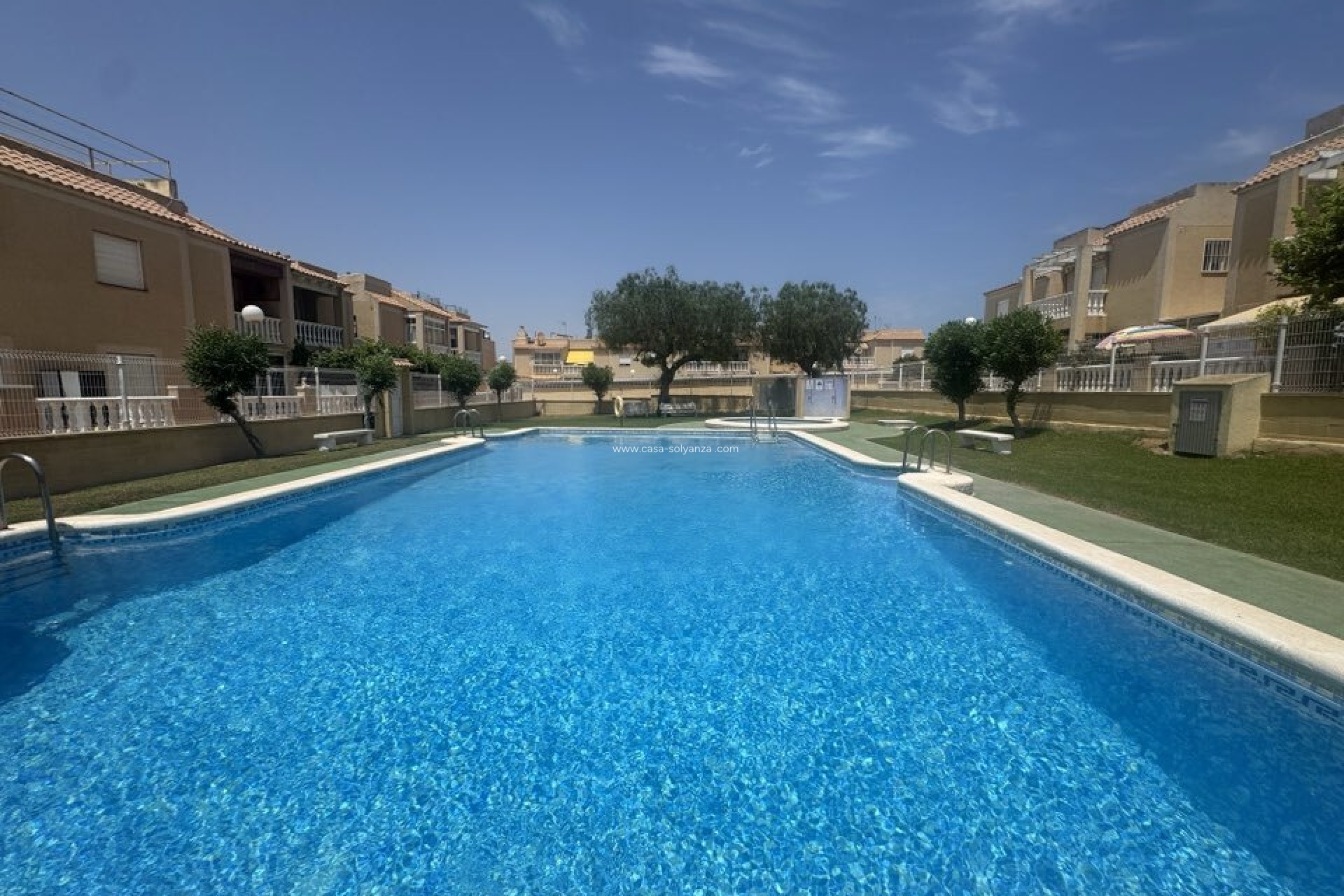 Resale - Apartment / flat - Torrevieja - Auguas Neuvas
