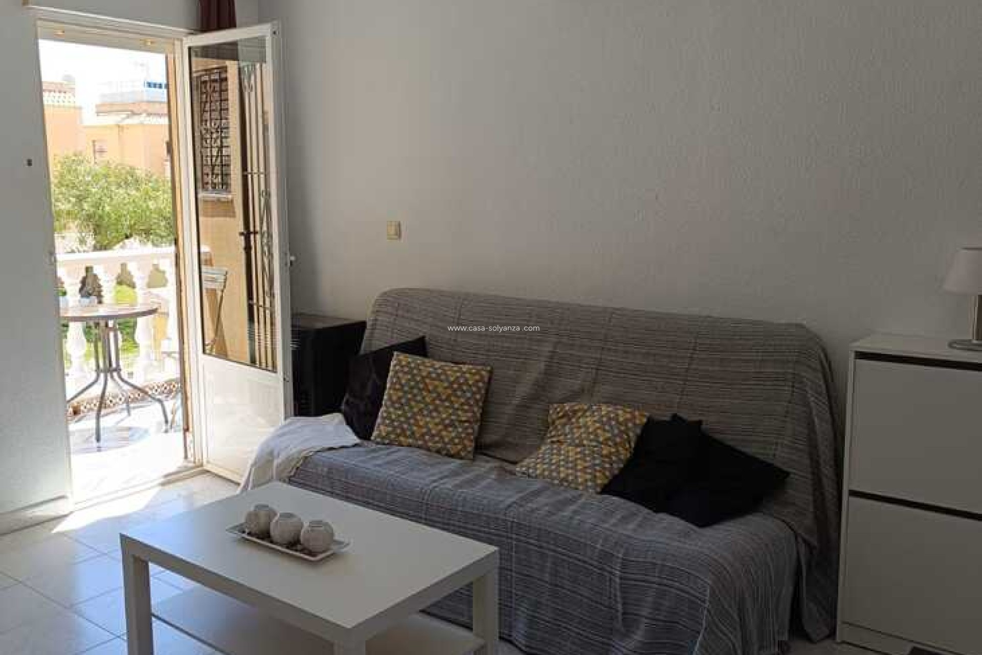 Resale - Apartment / flat - Torrevieja - Auguas Neuvas