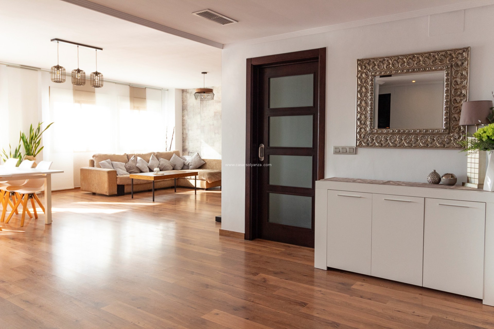 Resale - Apartment / flat - Torrevieja - Beach