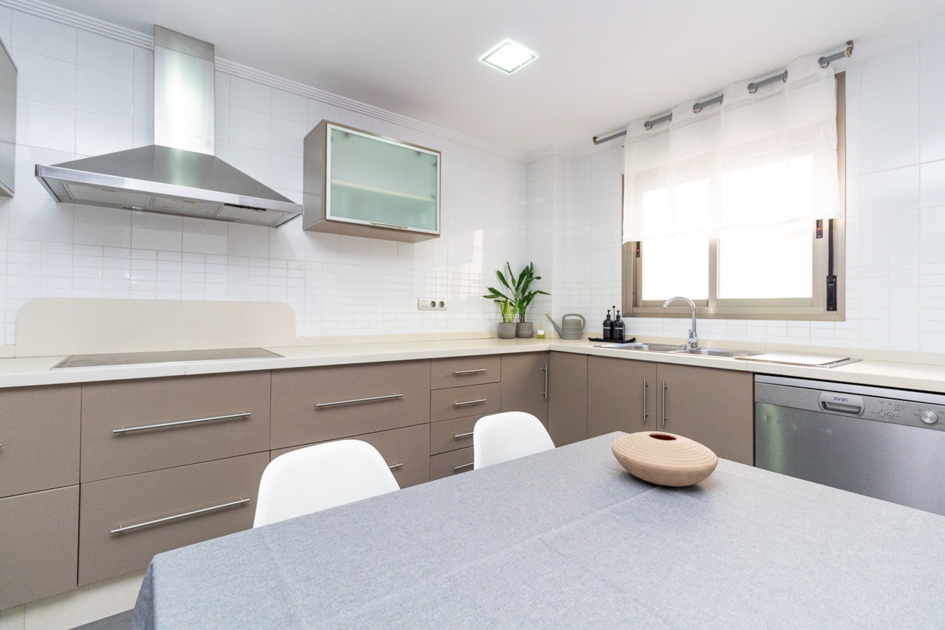 Resale - Apartment / flat - Torrevieja - Beach