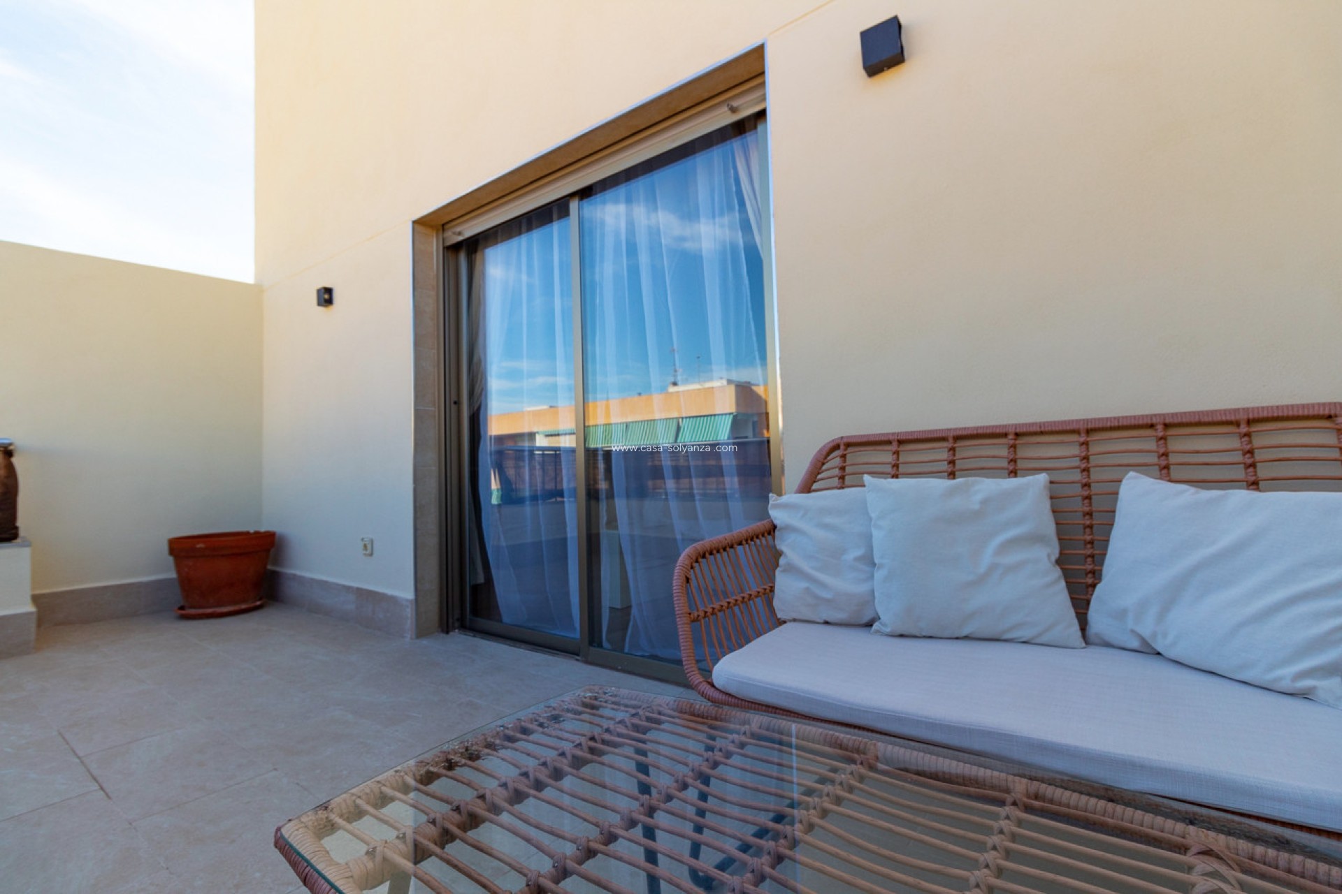 Resale - Apartment / flat - Torrevieja - Beach