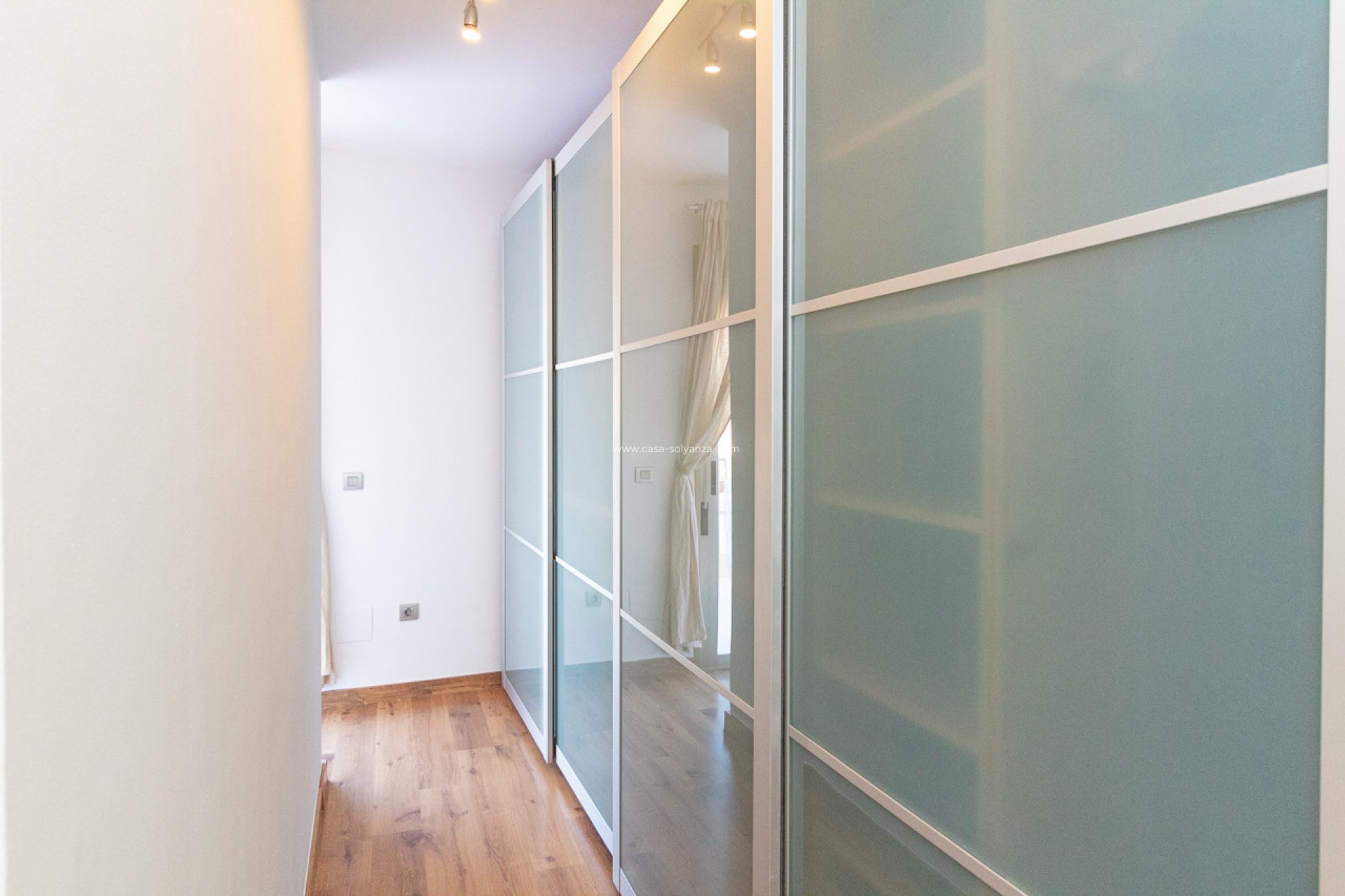 Resale - Apartment / flat - Torrevieja - Beach