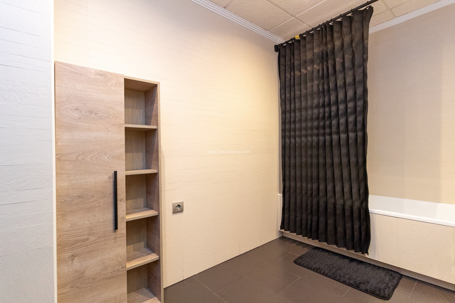 Resale - Apartment / flat - Torrevieja - Beach