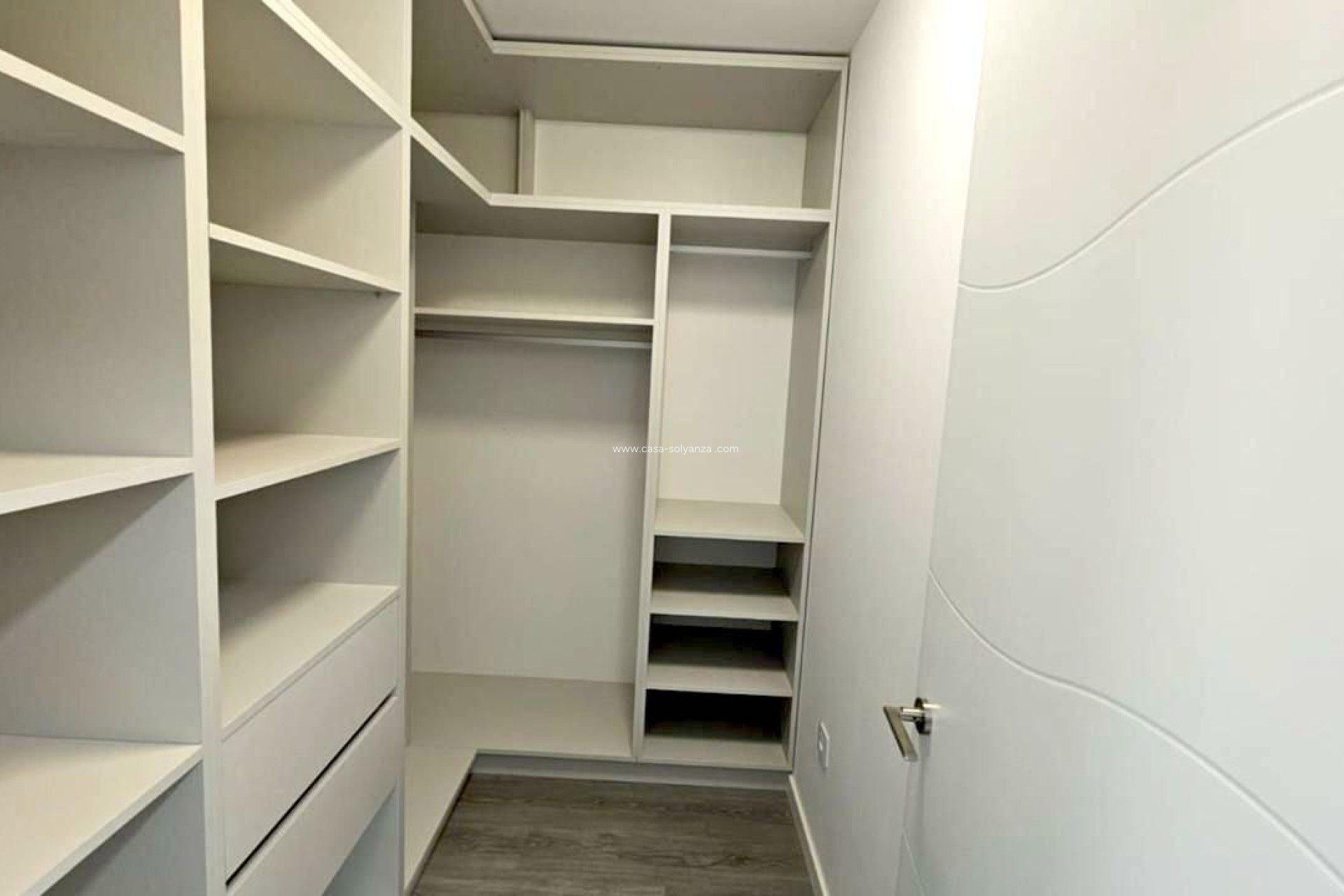 Resale - Apartment / flat - Torrevieja - Cabo cervera