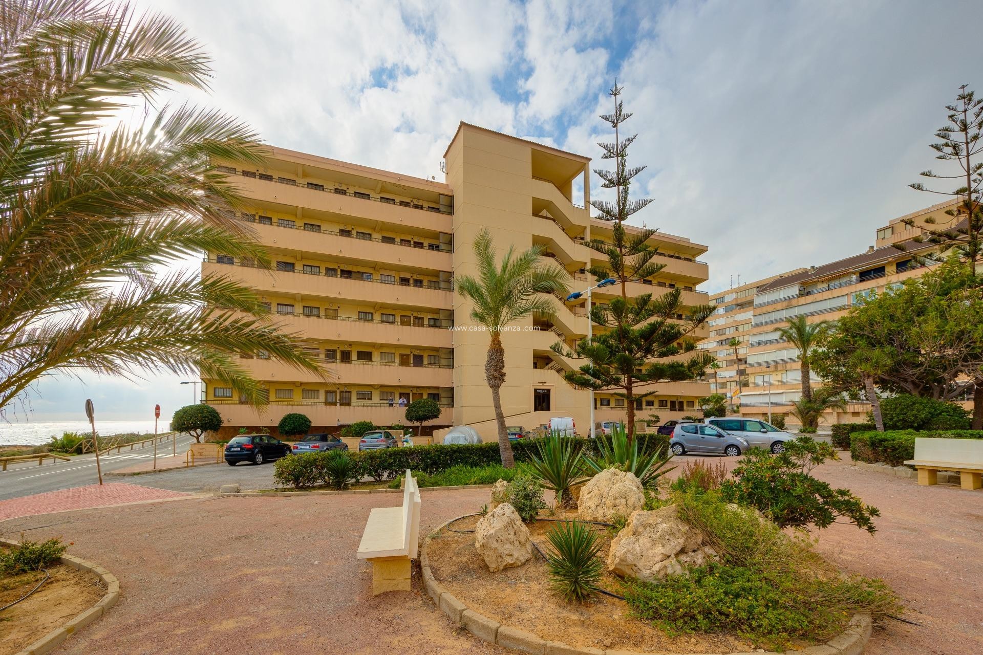 Resale - Apartment / flat - Torrevieja - Cabo cervera