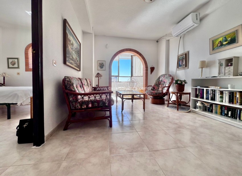 Resale - Apartment / flat - Torrevieja - Cabo cervera