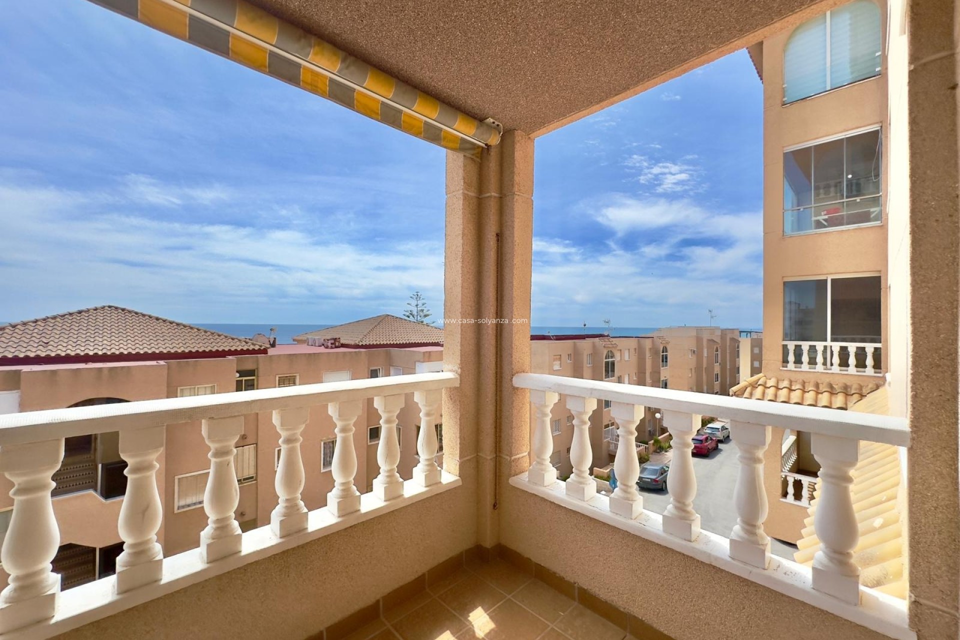 Resale - Apartment / flat - Torrevieja - Cabo cervera