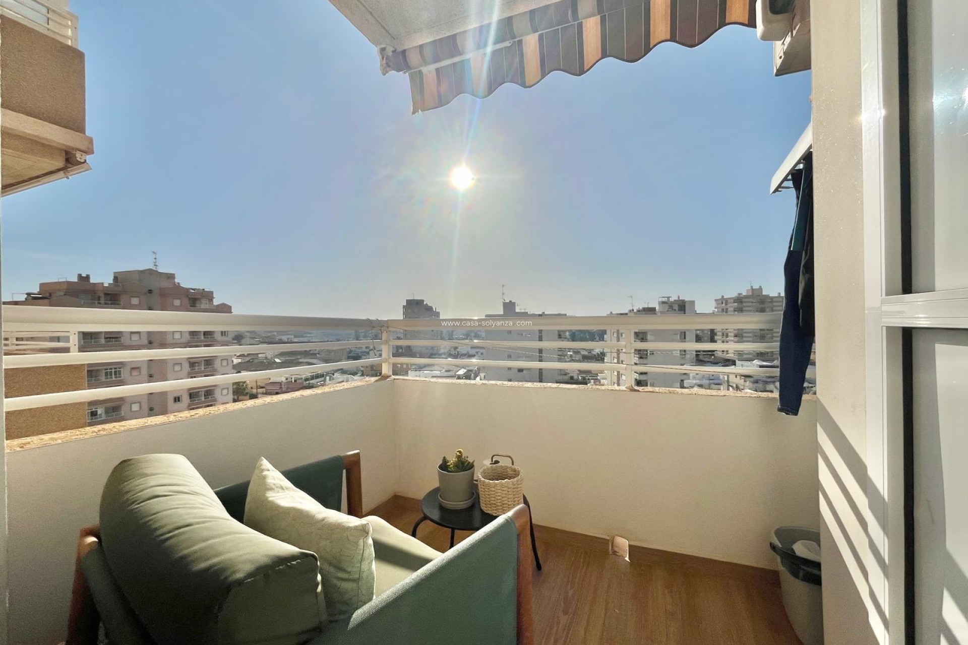 Resale - Apartment / flat - Torrevieja - Calas Blanca