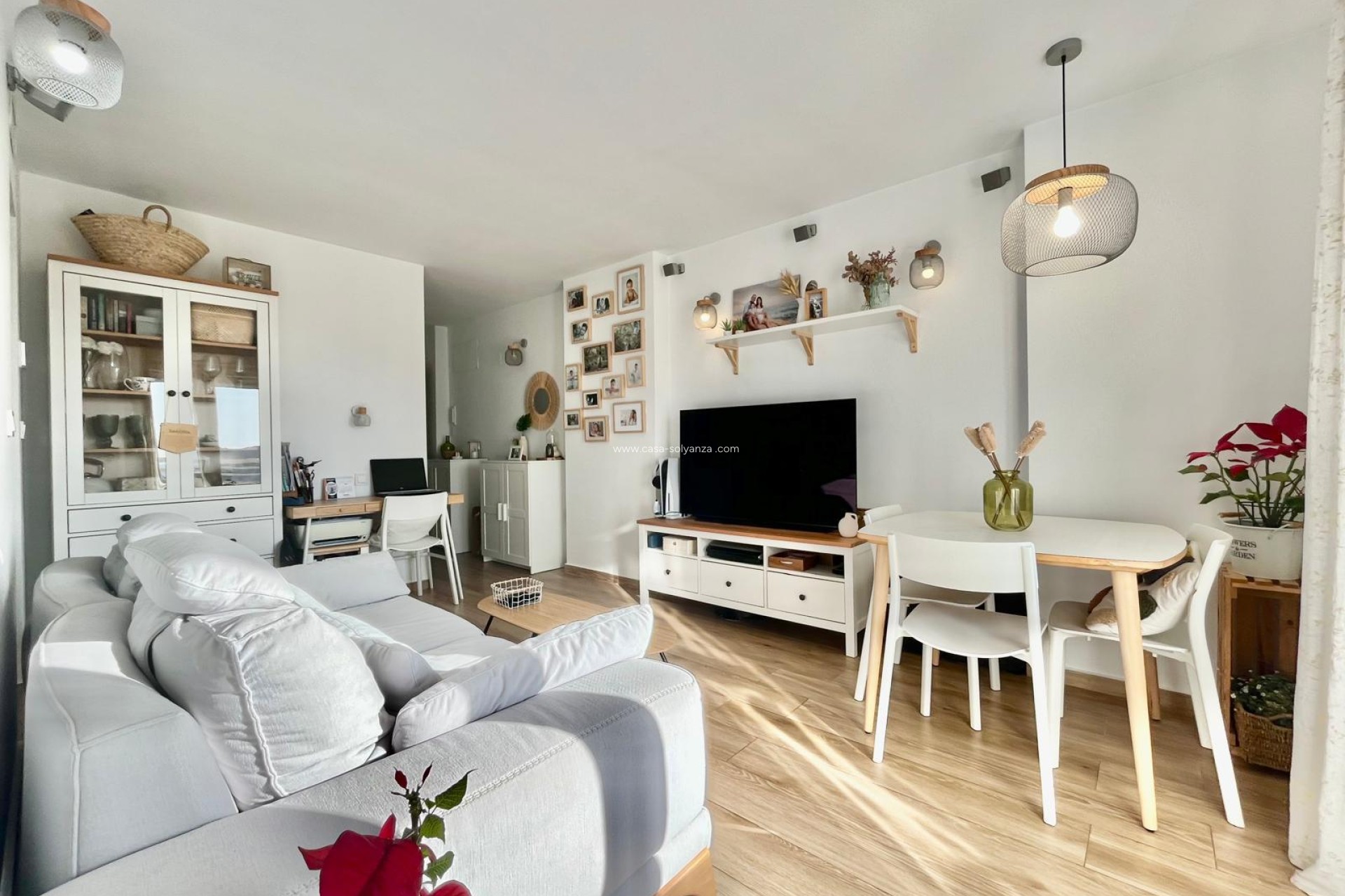 Resale - Apartment / flat - Torrevieja - Calas Blanca