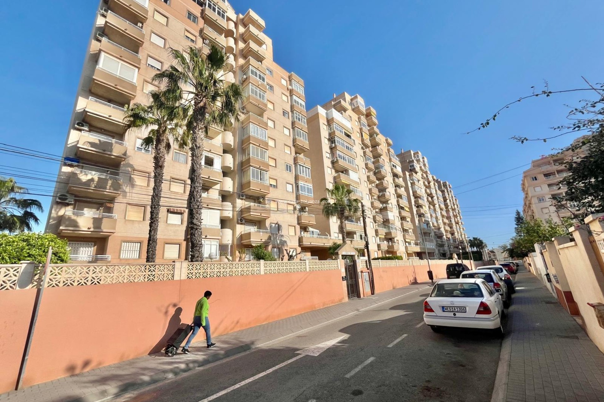 Resale - Apartment / flat - Torrevieja - Calas Blanca