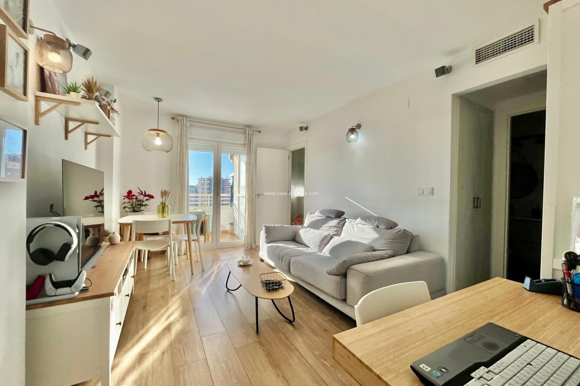 Resale - Apartment / flat - Torrevieja - Calas Blanca