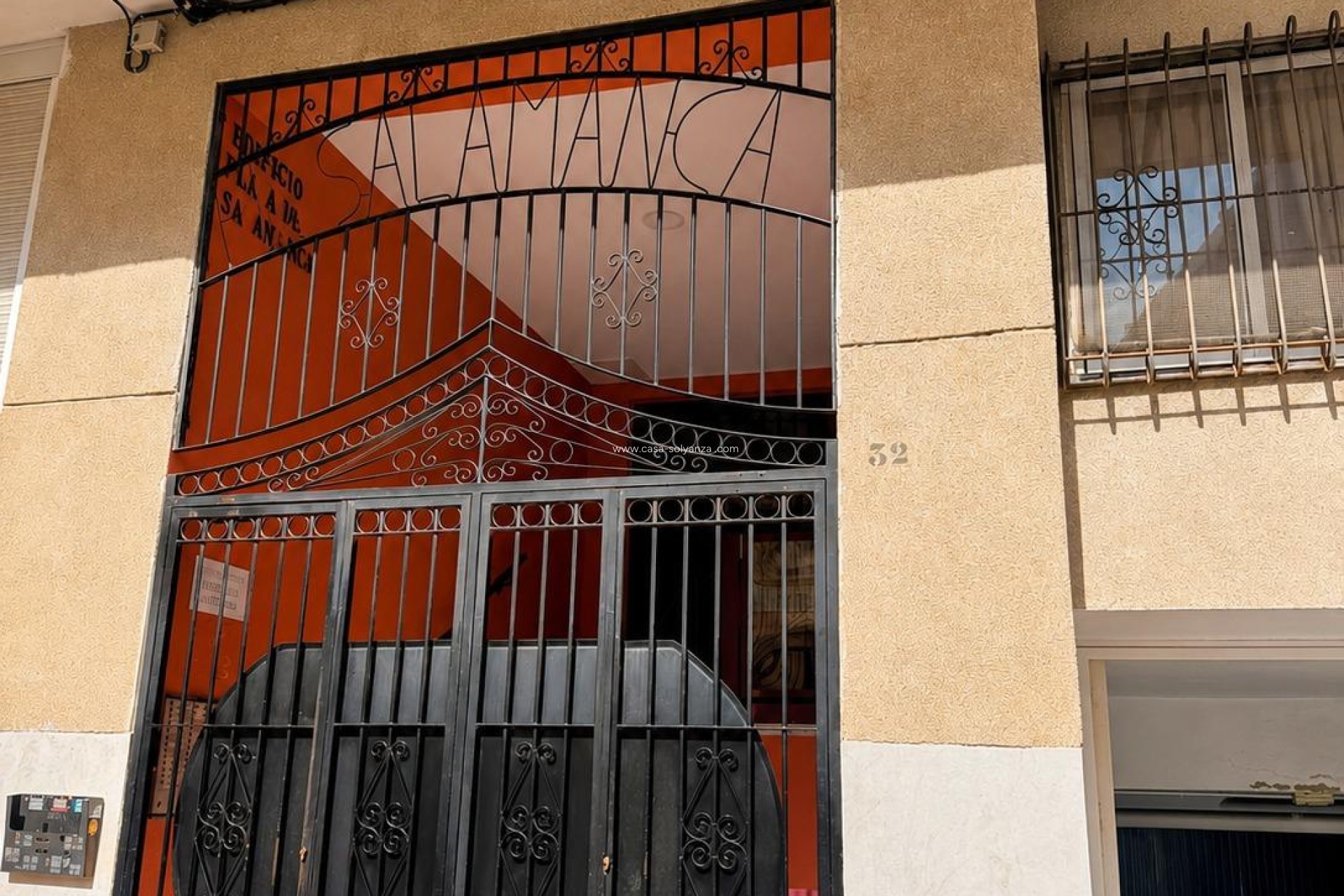 Resale - Apartment / flat - Torrevieja - Center