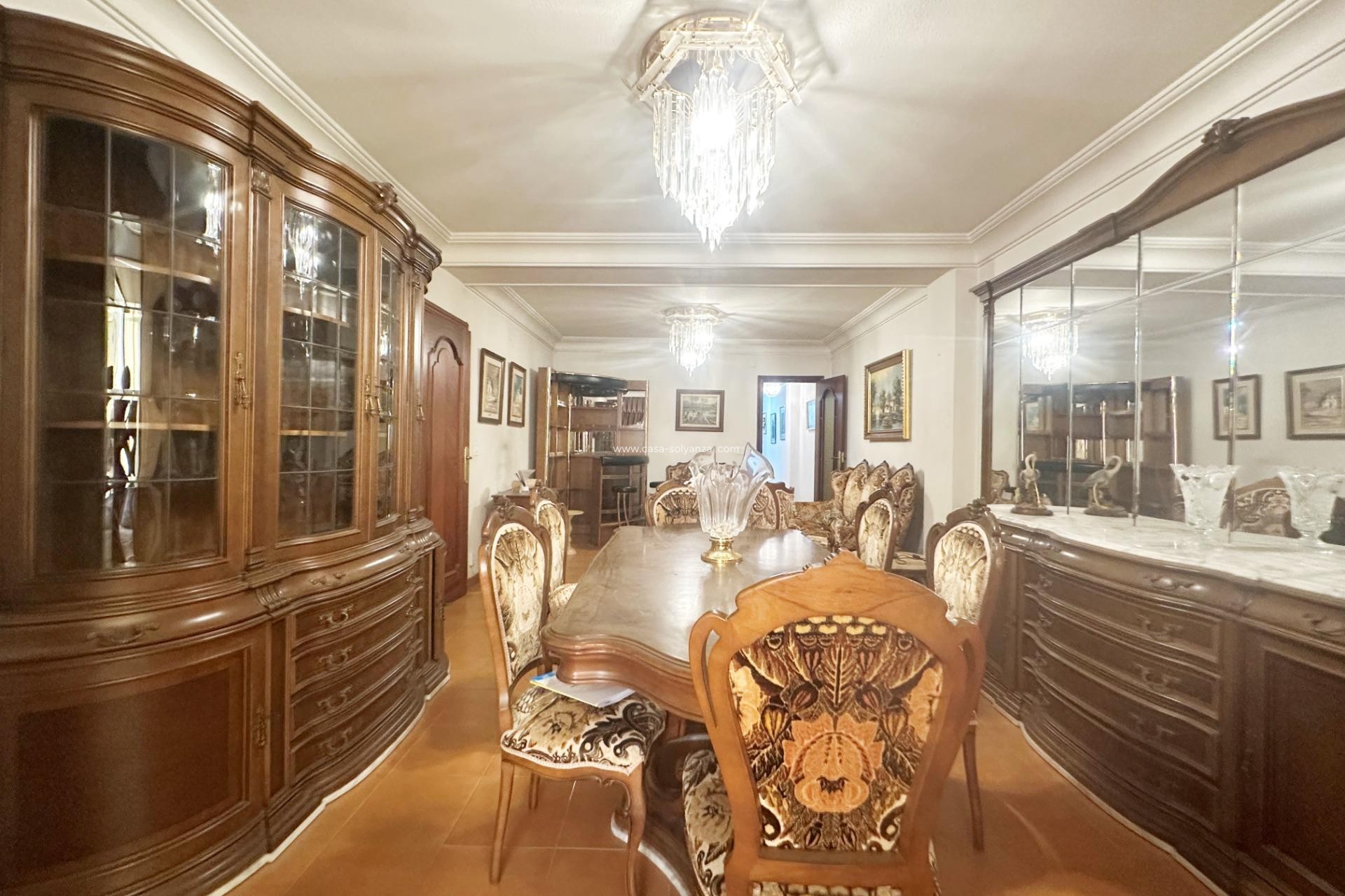 Resale - Apartment / flat - Torrevieja - Center