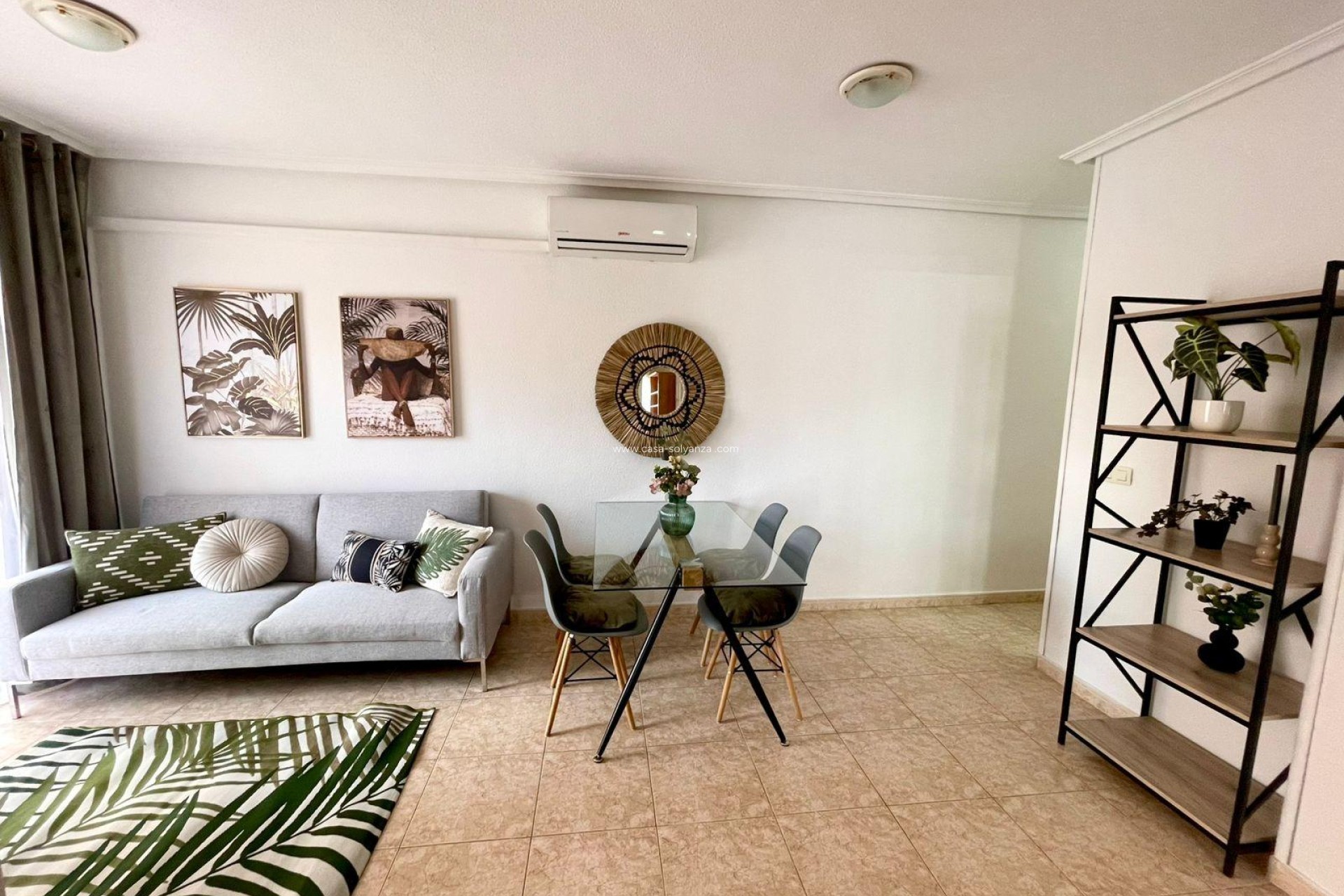 Resale - Apartment / flat - Torrevieja - Center