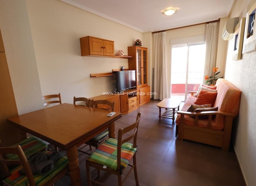Resale - Apartment / flat - Torrevieja - Center