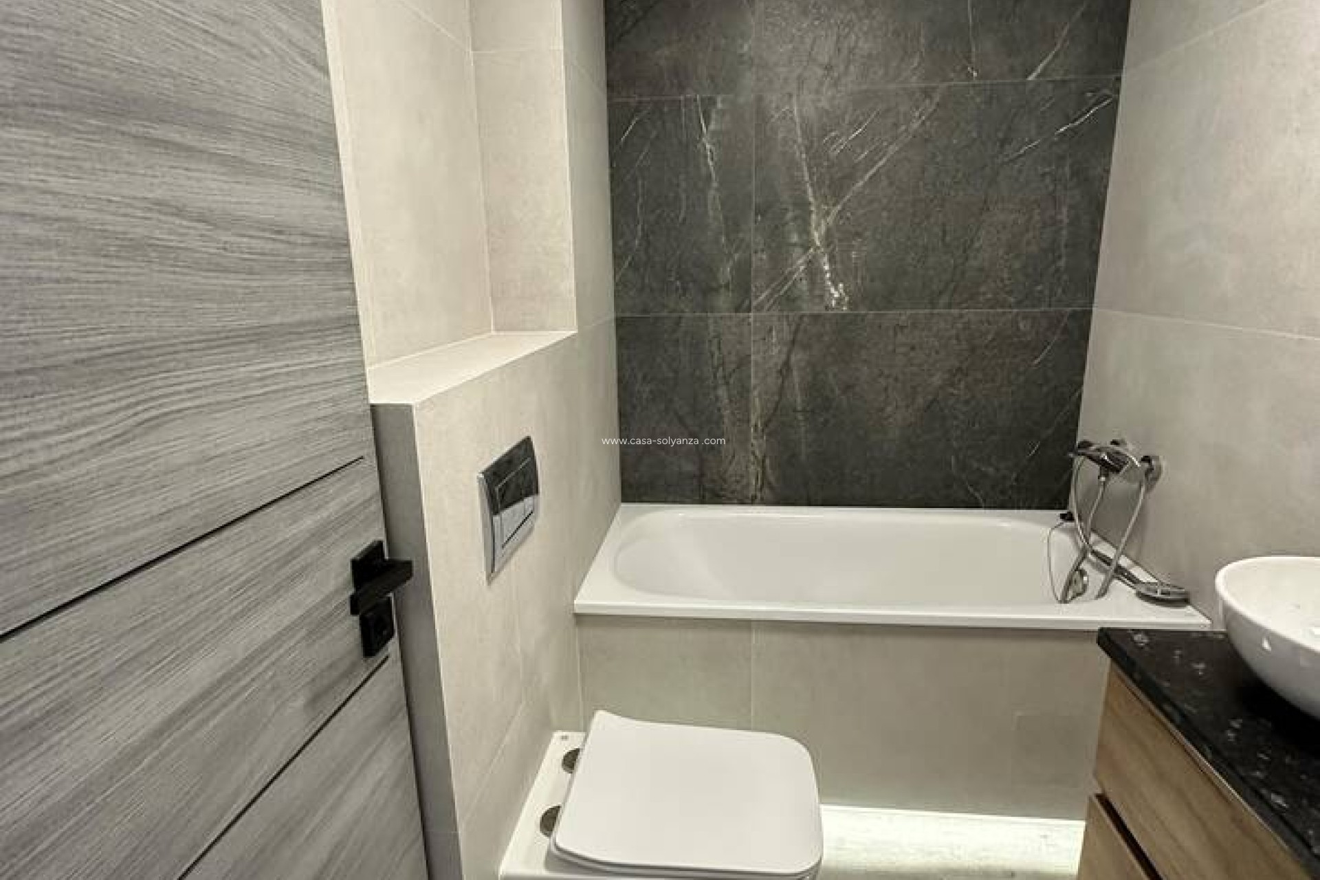 Resale - Apartment / flat - Torrevieja - Center