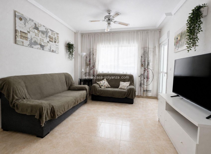 Resale - Apartment / flat - Torrevieja - Center
