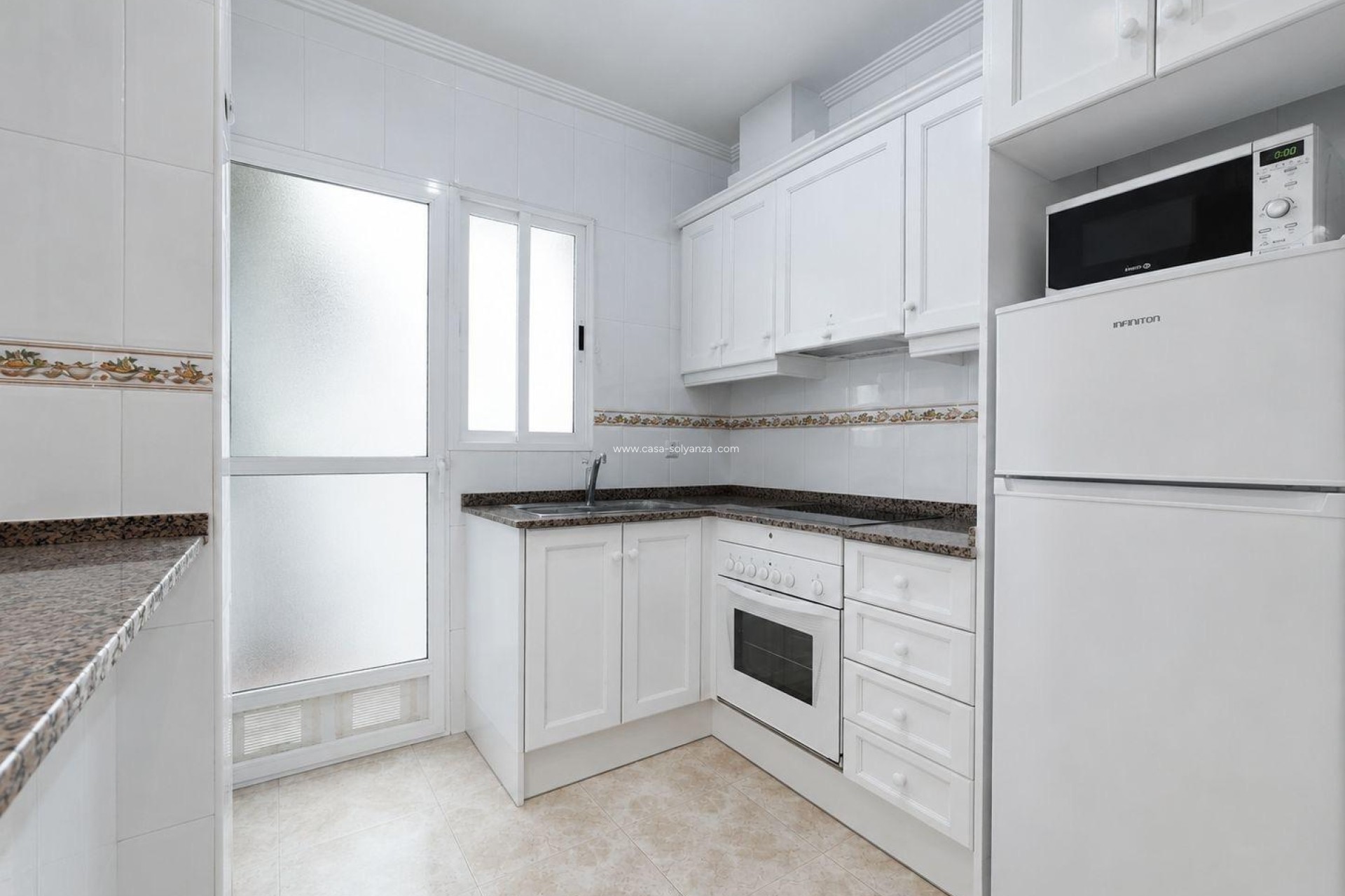 Resale - Apartment / flat - Torrevieja - Center