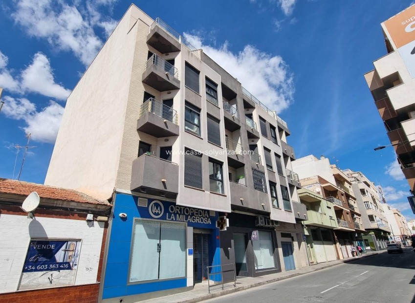 Resale - Apartment / flat - Torrevieja - Center