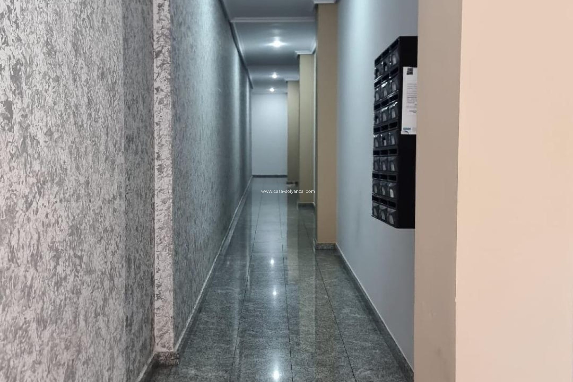 Resale - Apartment / flat - Torrevieja - Center