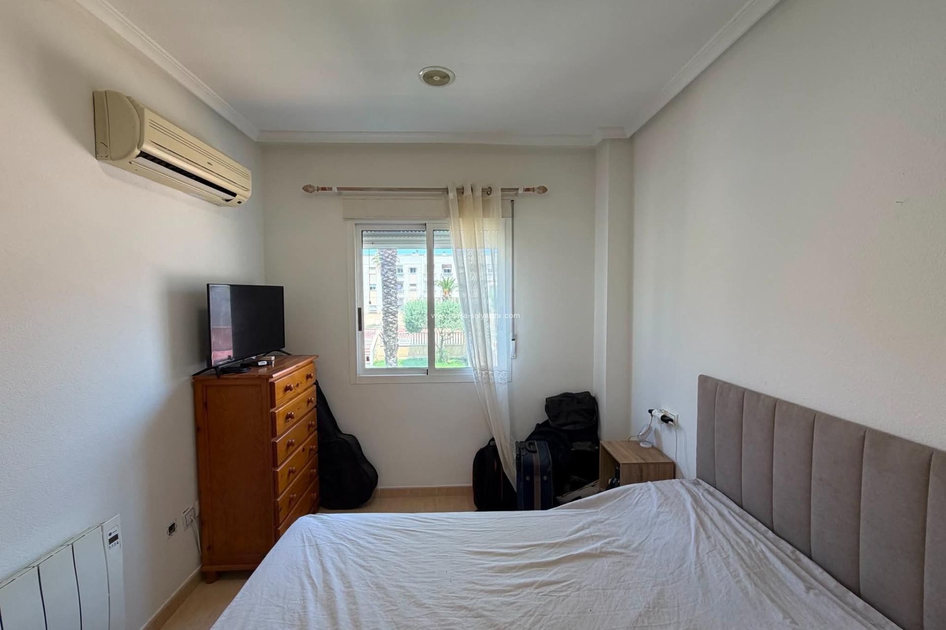 Resale - Apartment / flat - Torrevieja - Center