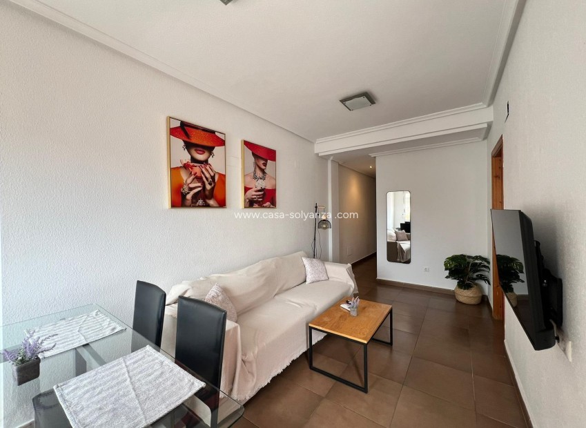 Resale - Apartment / flat - Torrevieja - Center