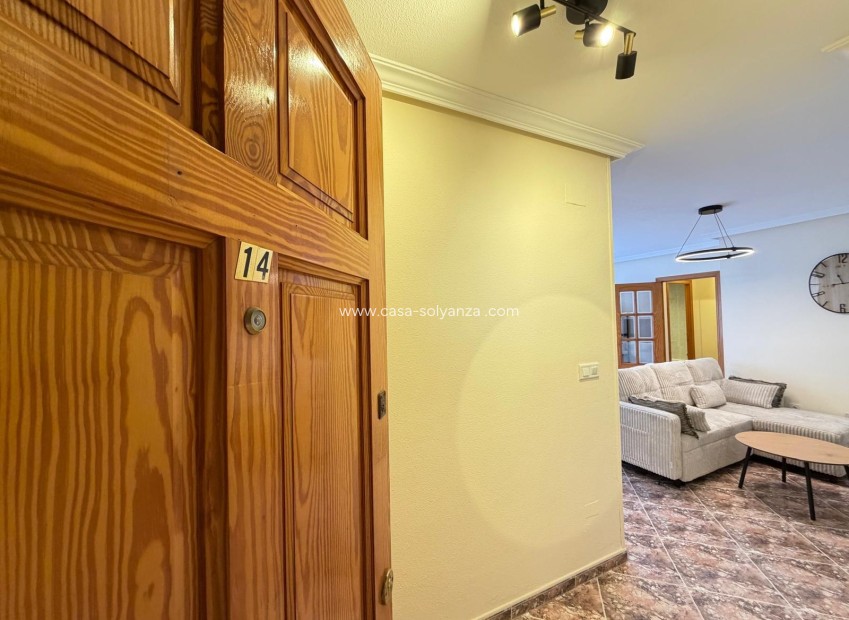 Resale - Apartment / flat - Torrevieja - Center
