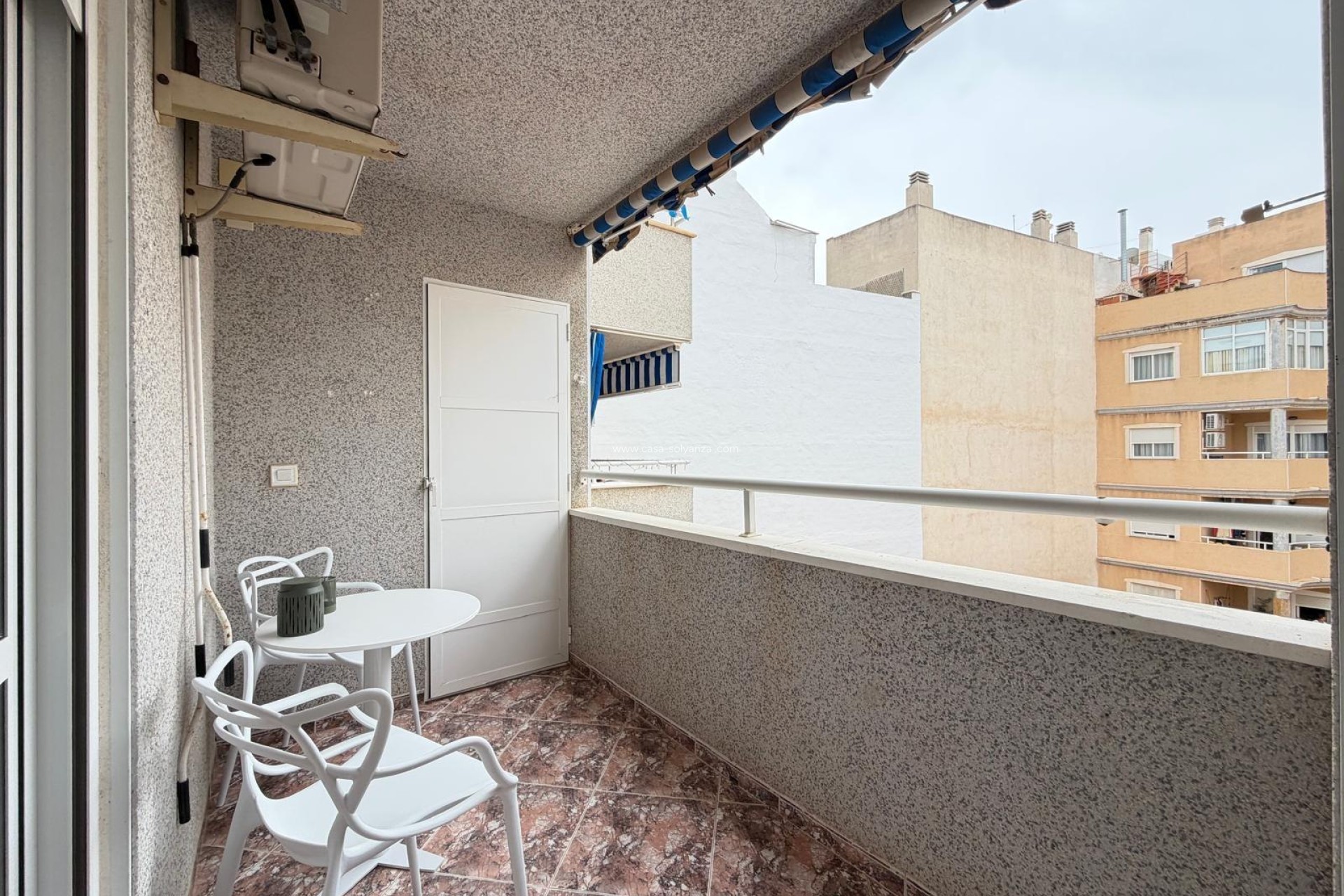 Resale - Apartment / flat - Torrevieja - Center