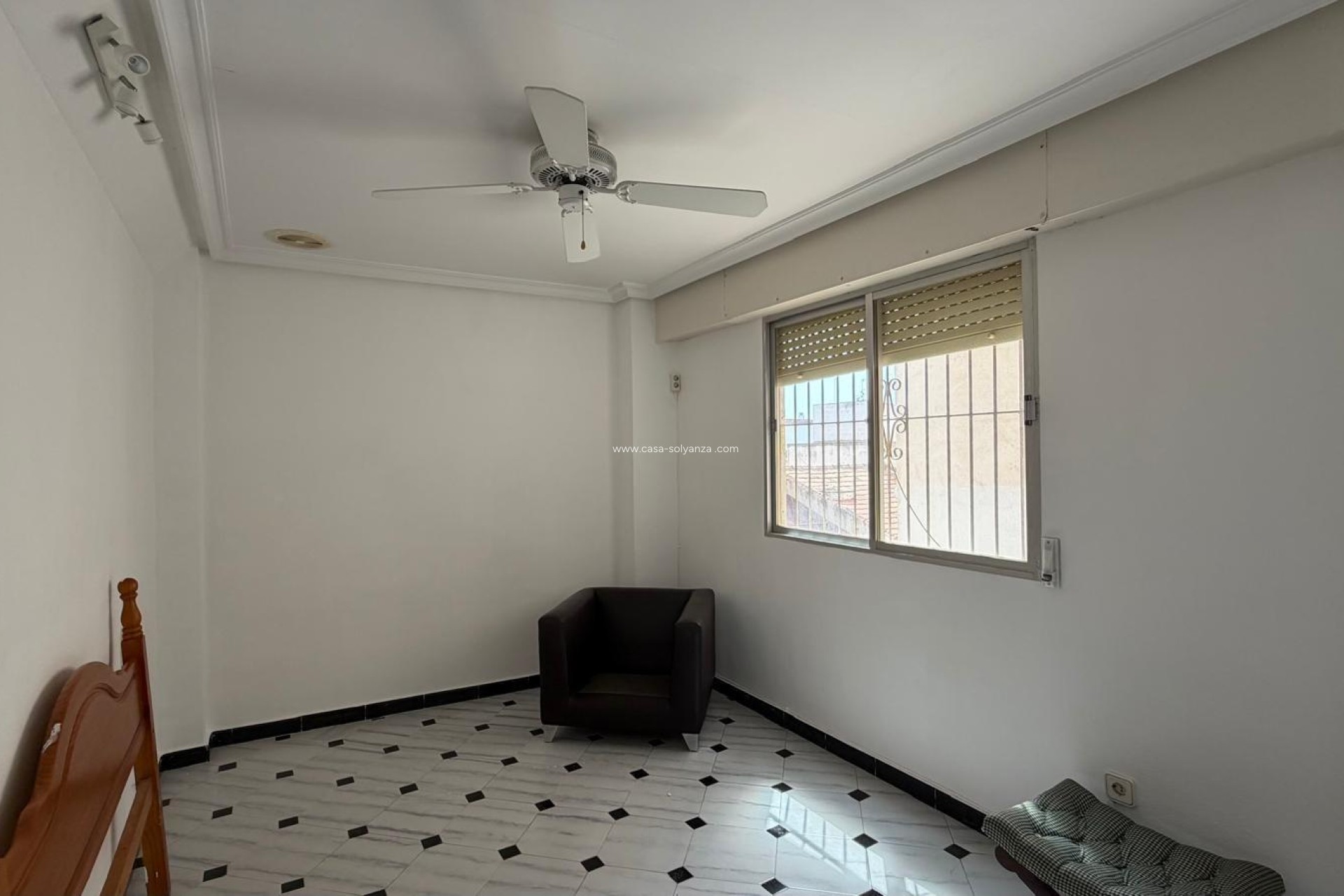 Resale - Apartment / flat - Torrevieja - Center