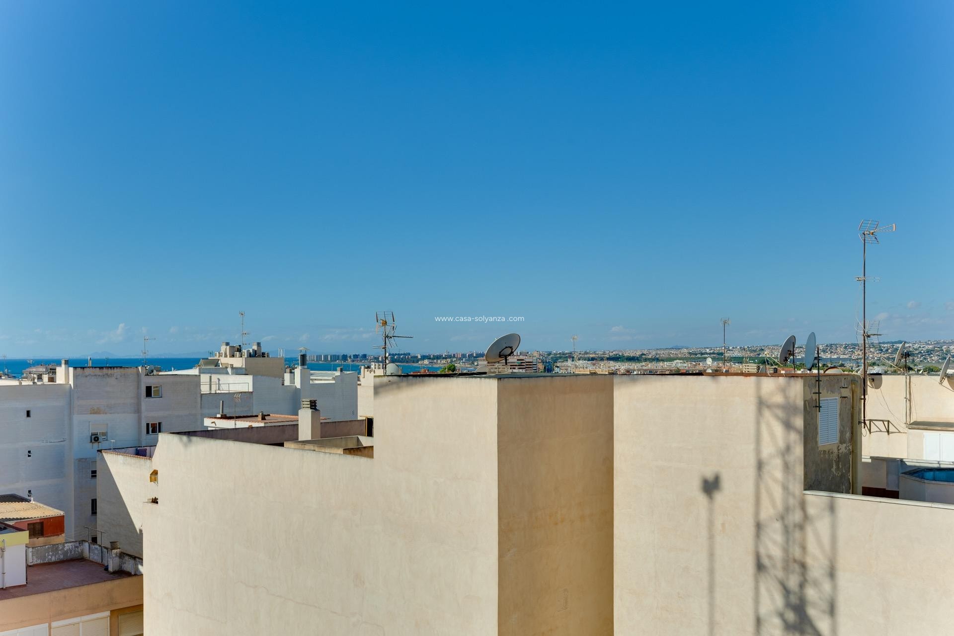 Resale - Apartment / flat - Torrevieja - Center