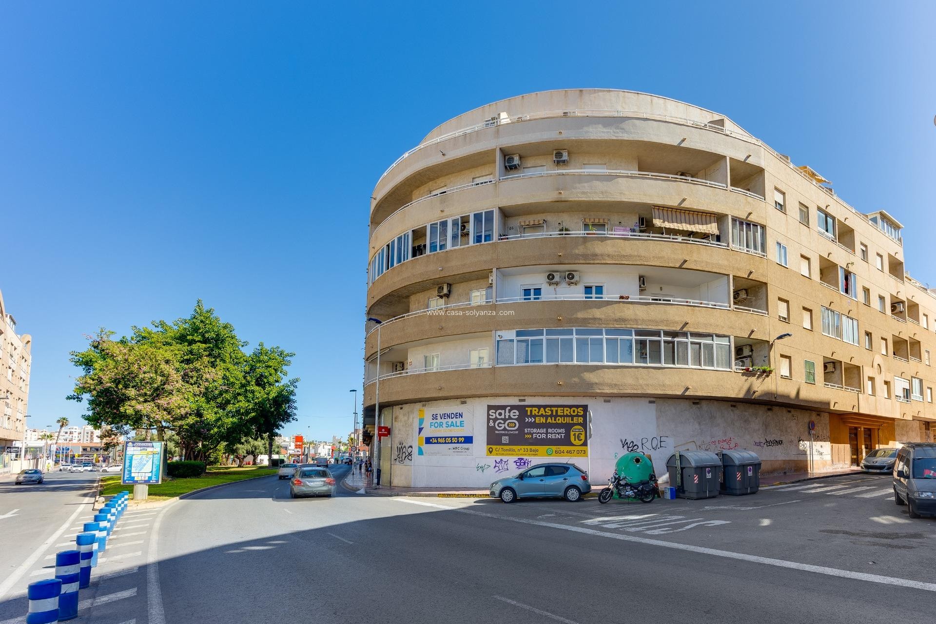 Resale - Apartment / flat - Torrevieja - Center