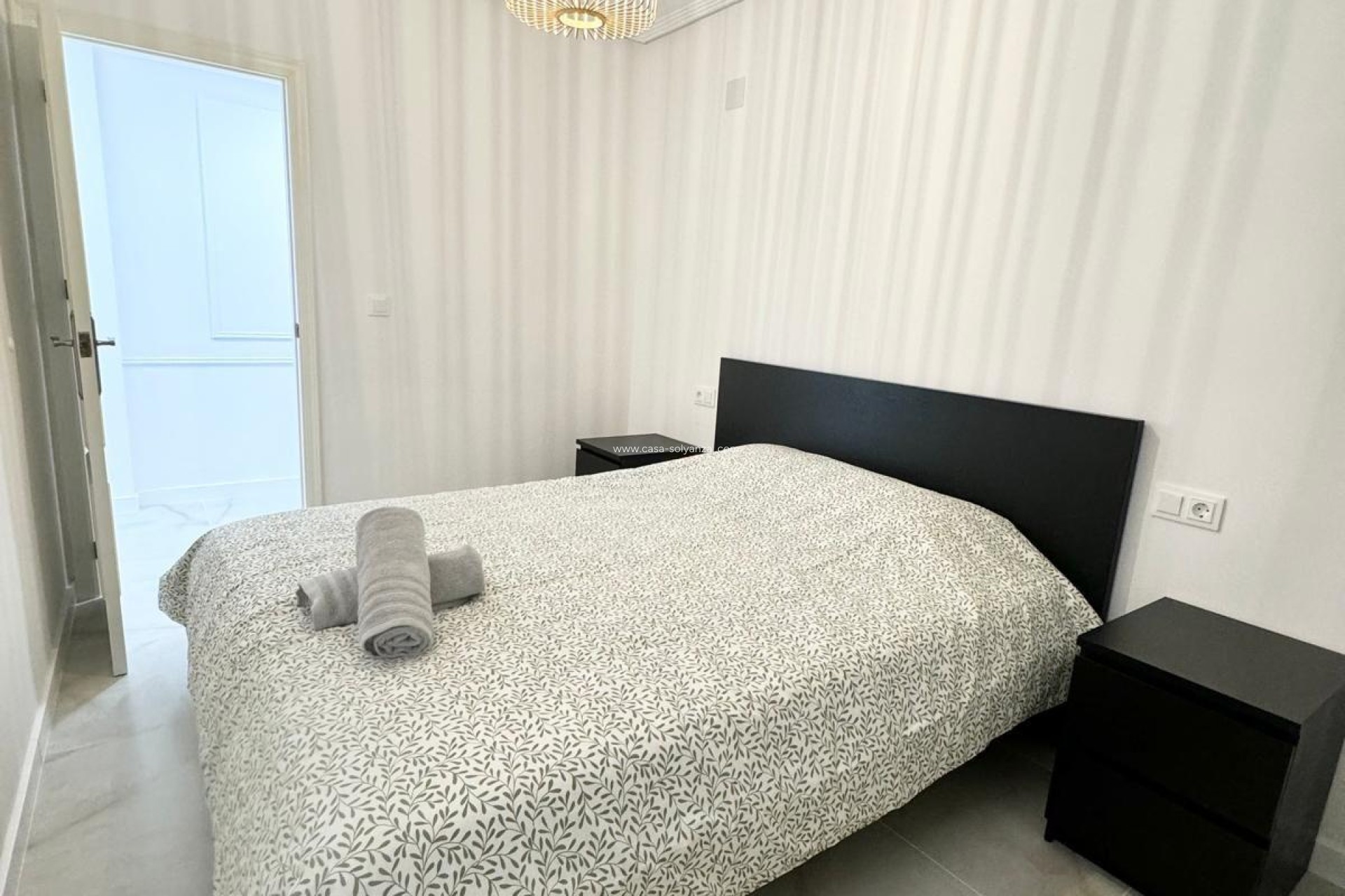 Resale - Apartment / flat - Torrevieja - Center
