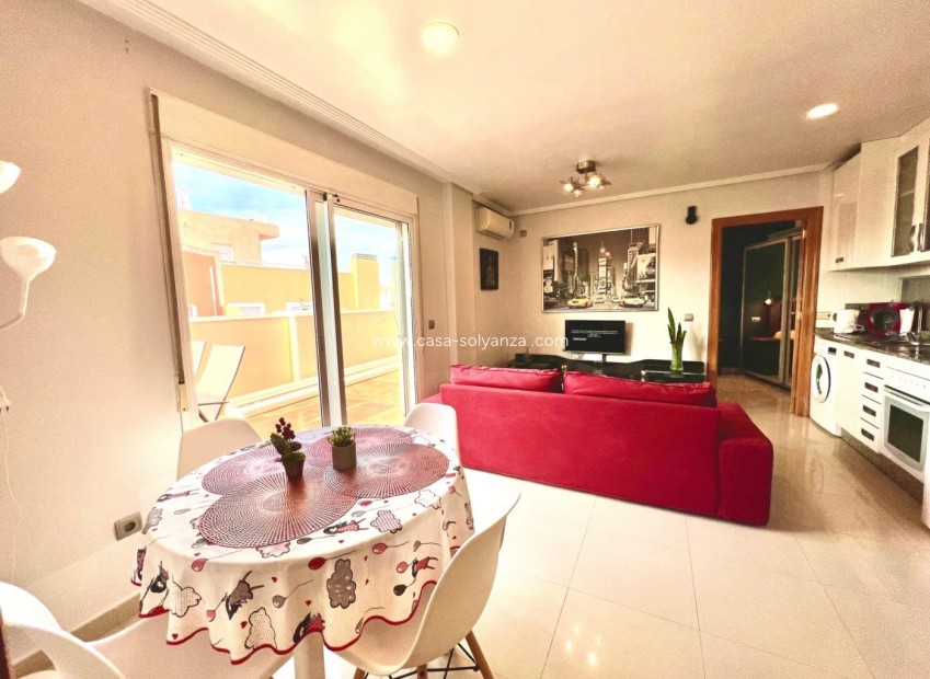 Resale - Apartment / flat - Torrevieja - Center