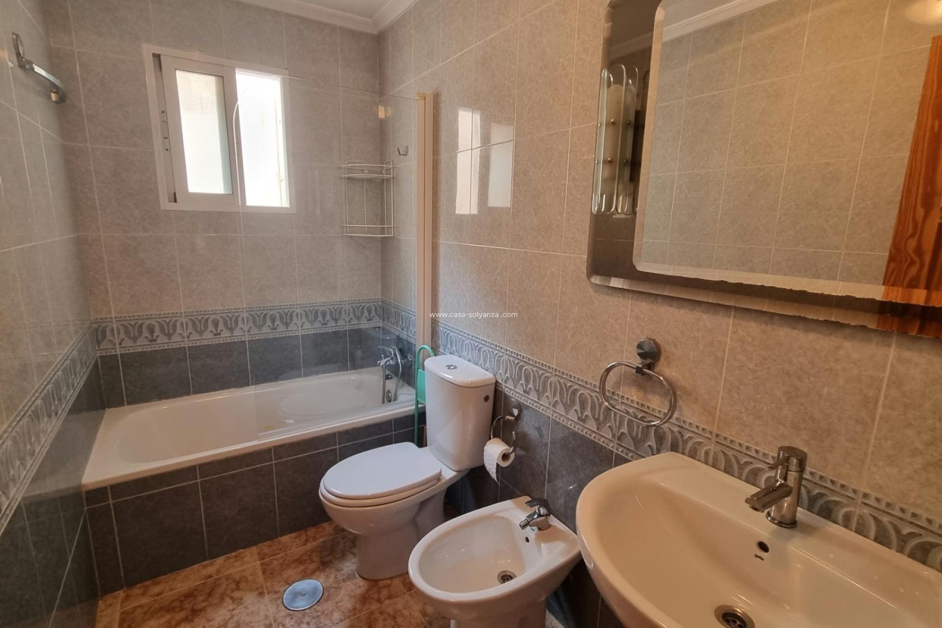Resale - Apartment / flat - Torrevieja - Center