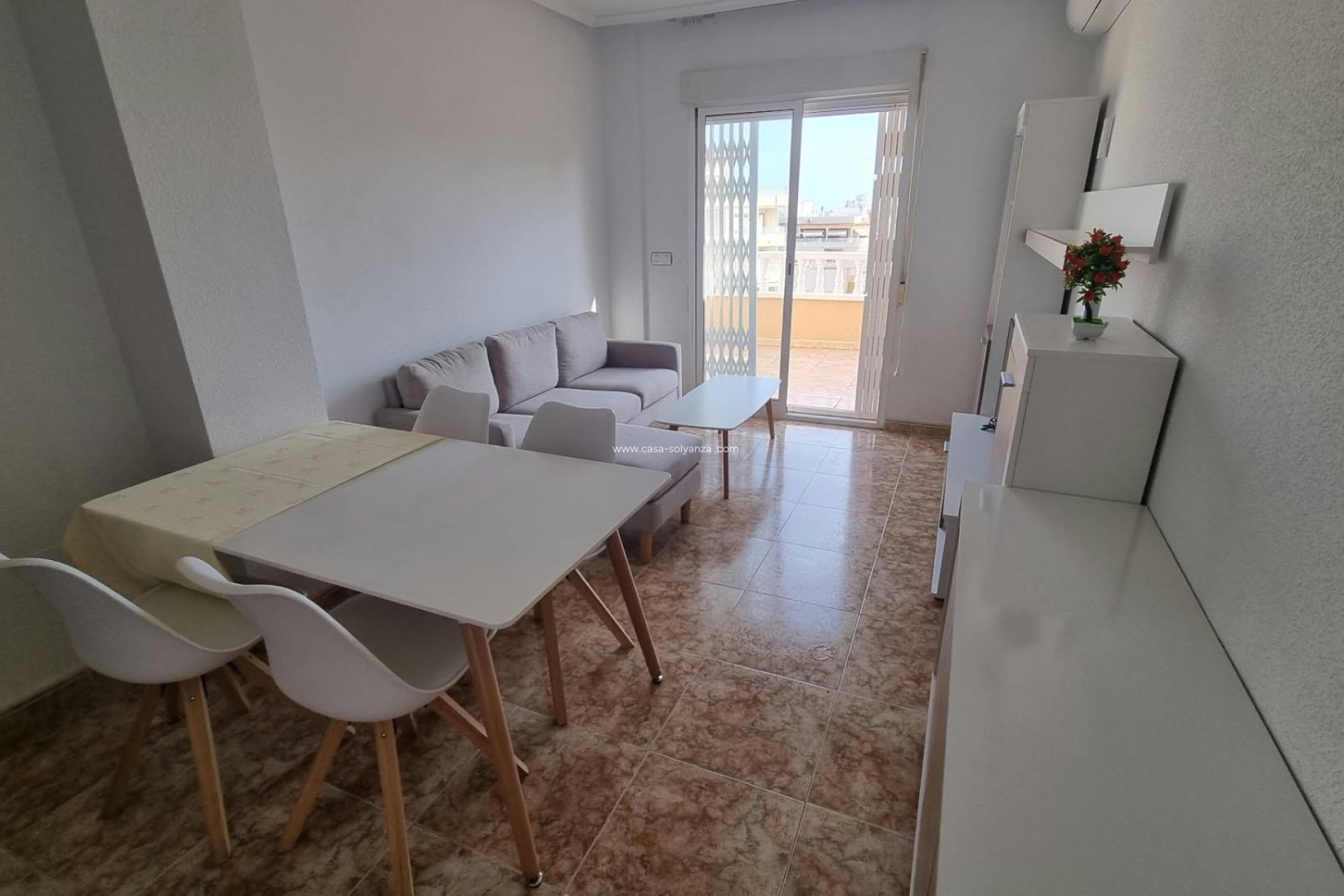 Resale - Apartment / flat - Torrevieja - Center