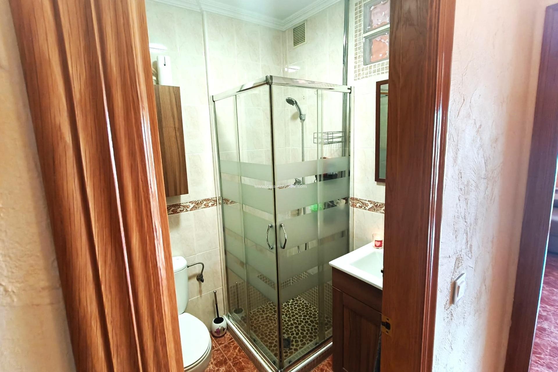 Resale - Apartment / flat - Torrevieja - Center