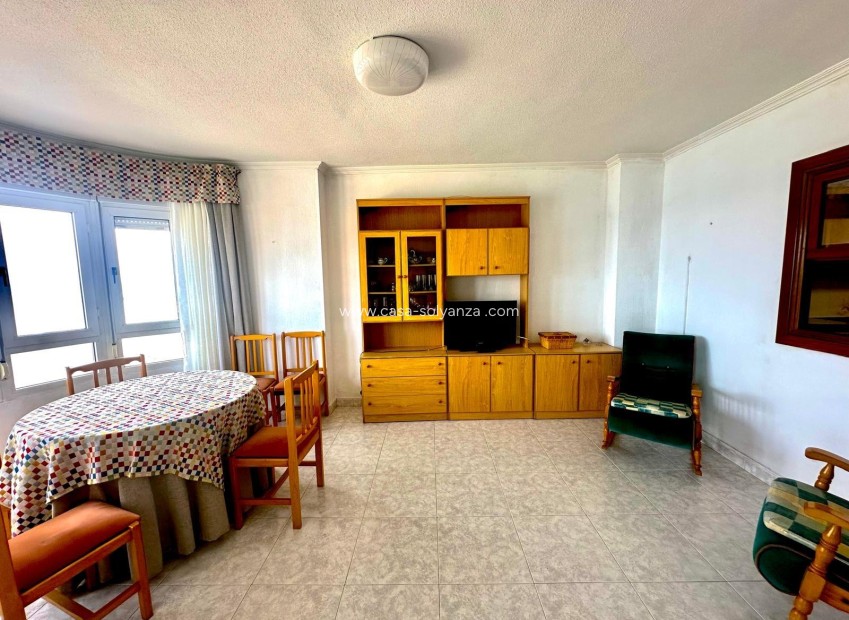 Resale - Apartment / flat - Torrevieja - Center