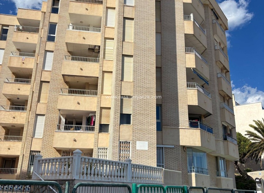 Resale - Apartment / flat - Torrevieja - Center
