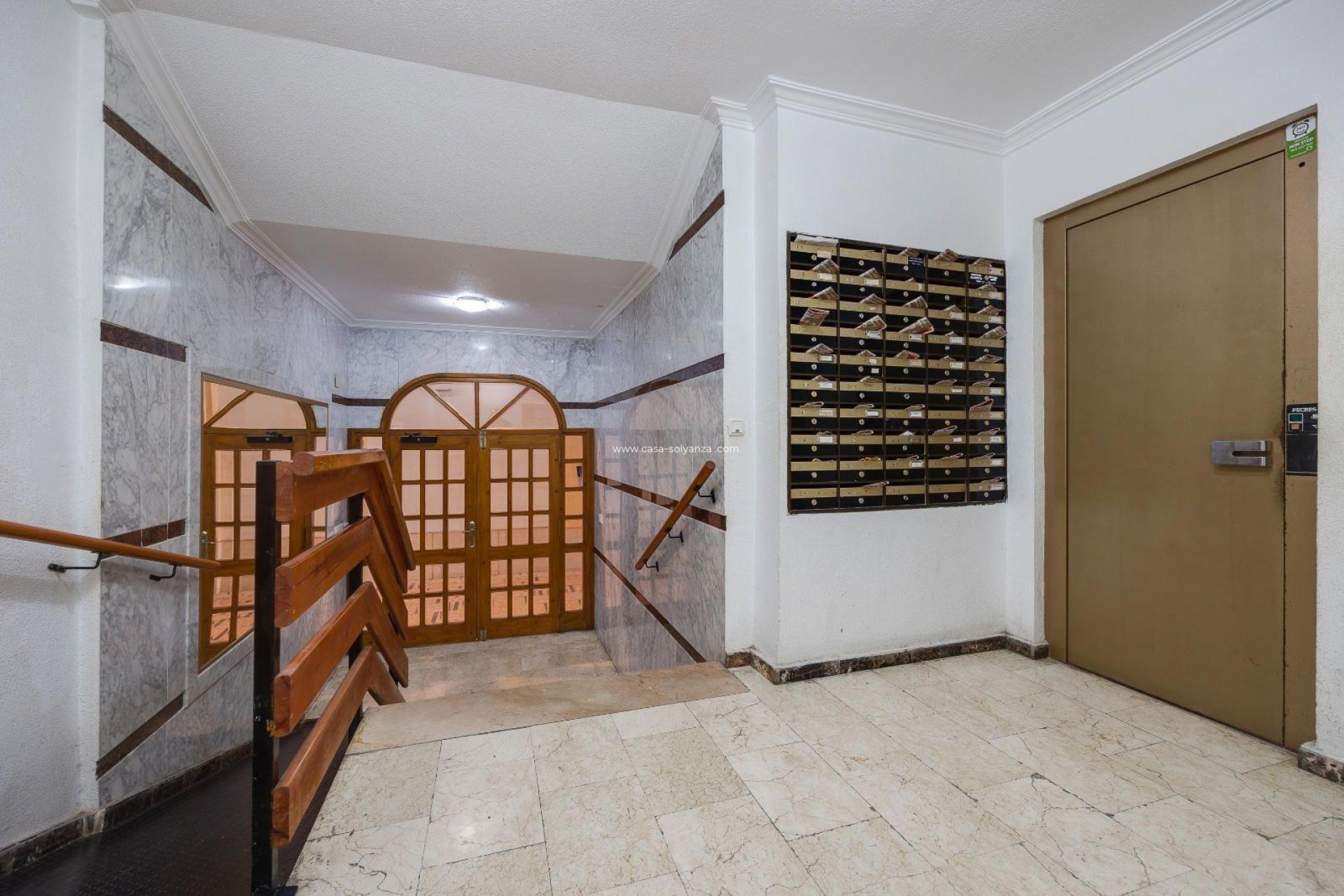 Resale - Apartment / flat - Torrevieja - Center