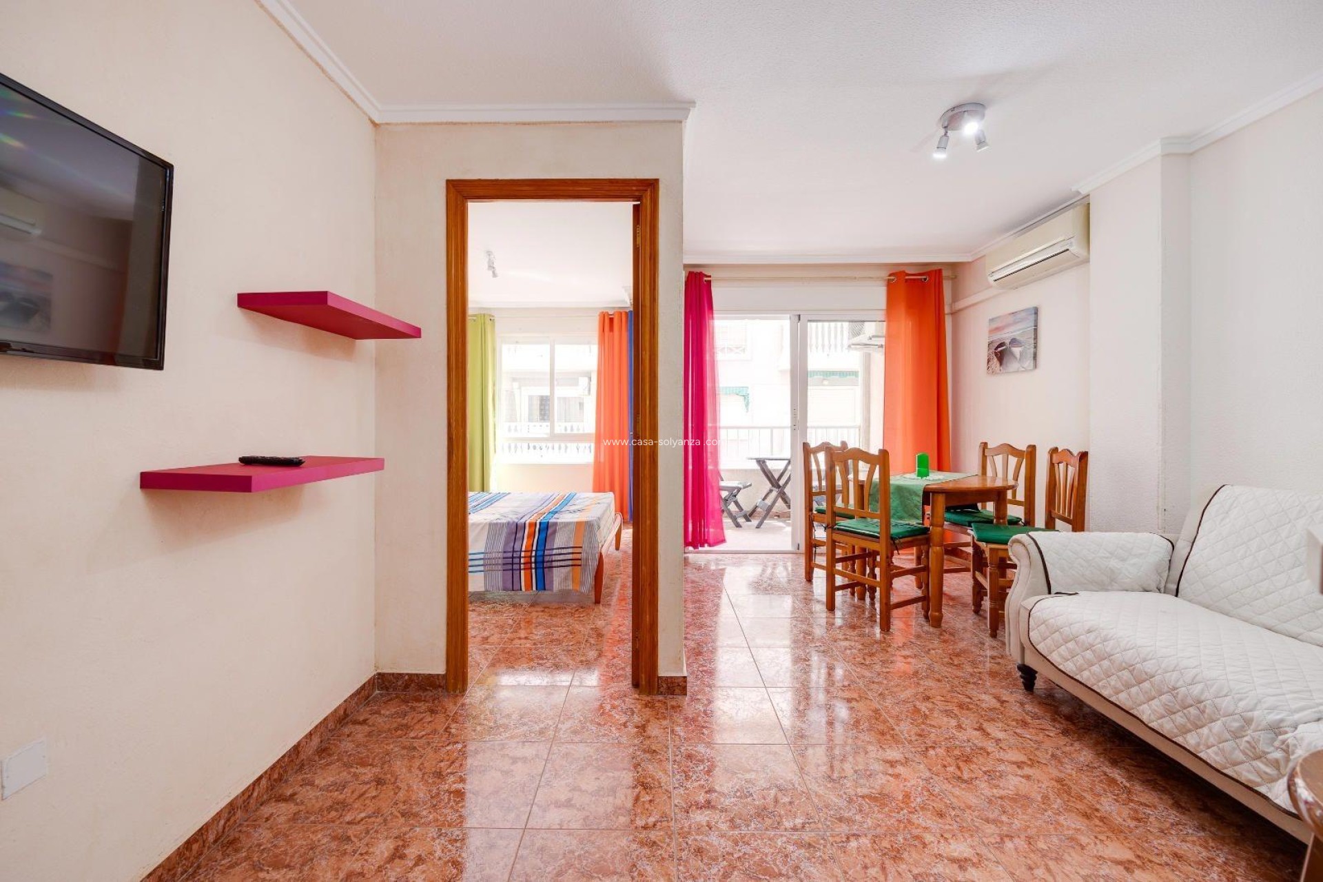 Resale - Apartment / flat - Torrevieja - Center